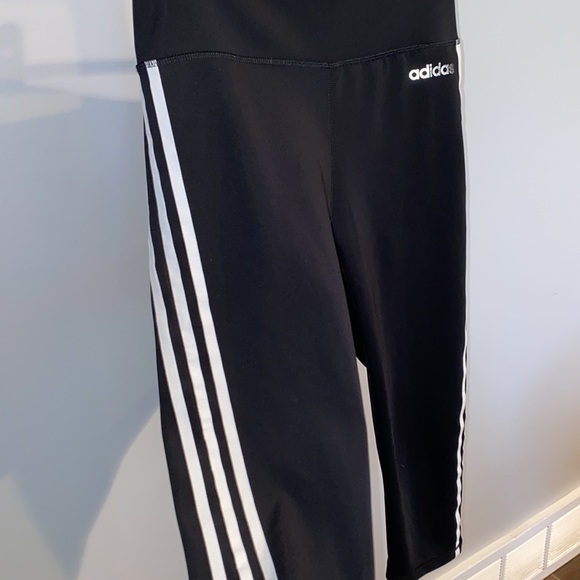 Adidas ¾ length leggings - Picture 2 of 6